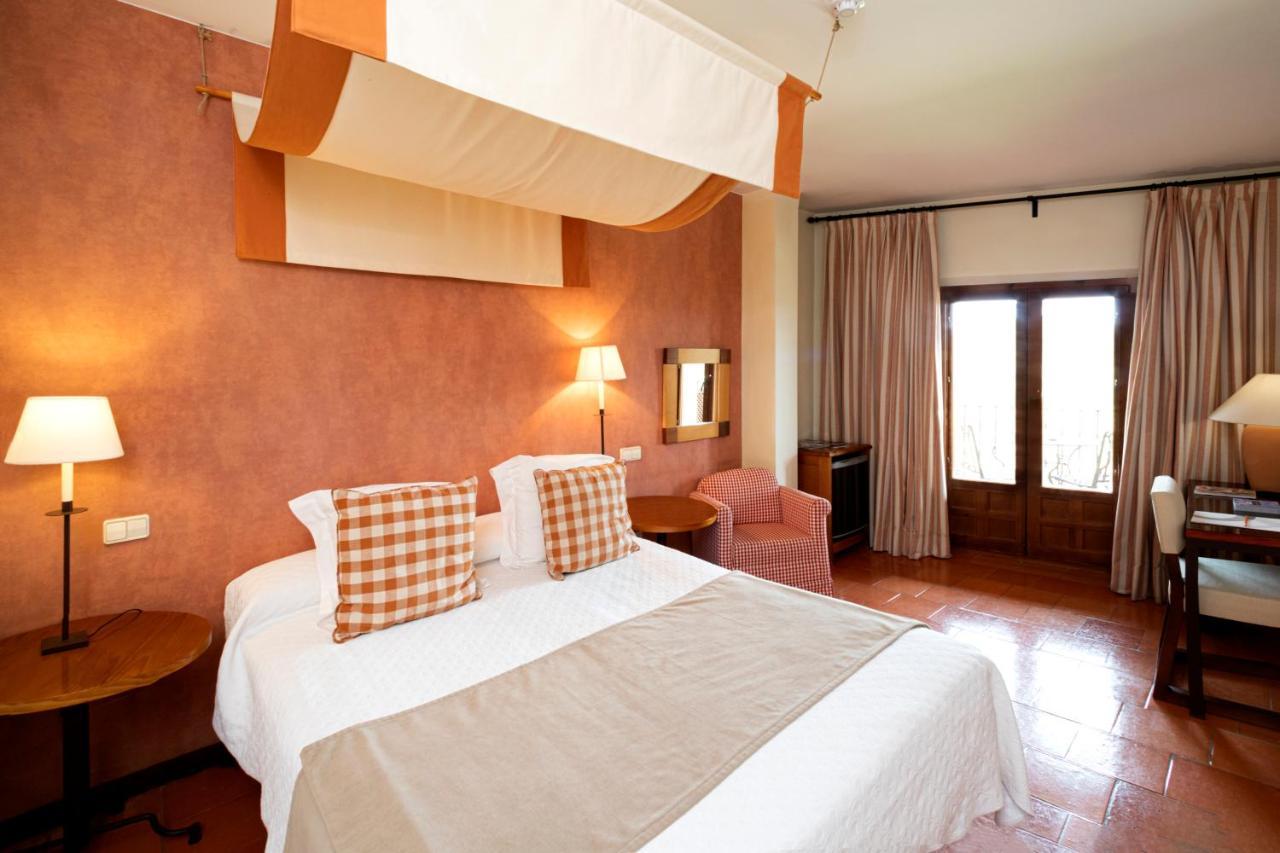 Hospederia De Santo Domingo Hotel Pedraza Exterior photo