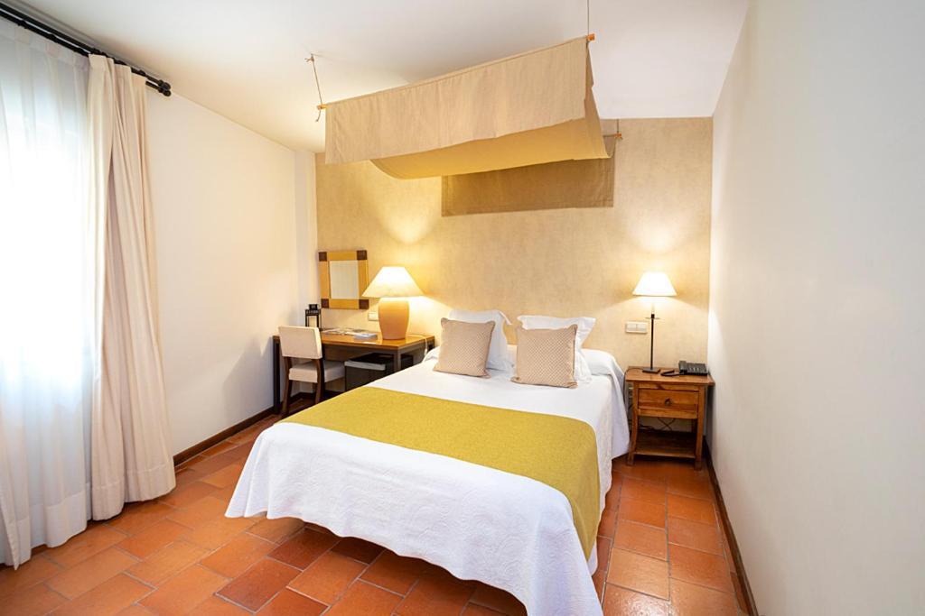 Hospederia De Santo Domingo Hotel Pedraza Exterior photo