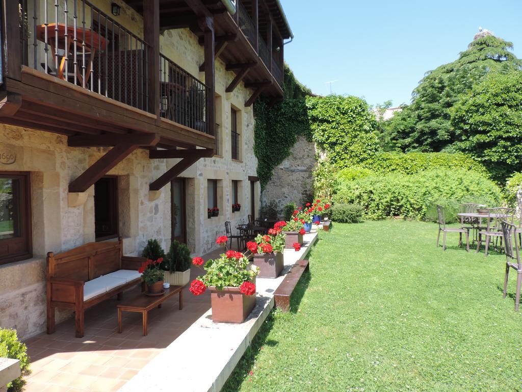 Hospederia De Santo Domingo Hotel Pedraza Exterior photo